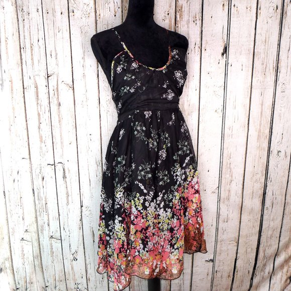 🚫SOLD🚫 Modcloth Winsome Wildflowers floral dress - Picture 3 of 5